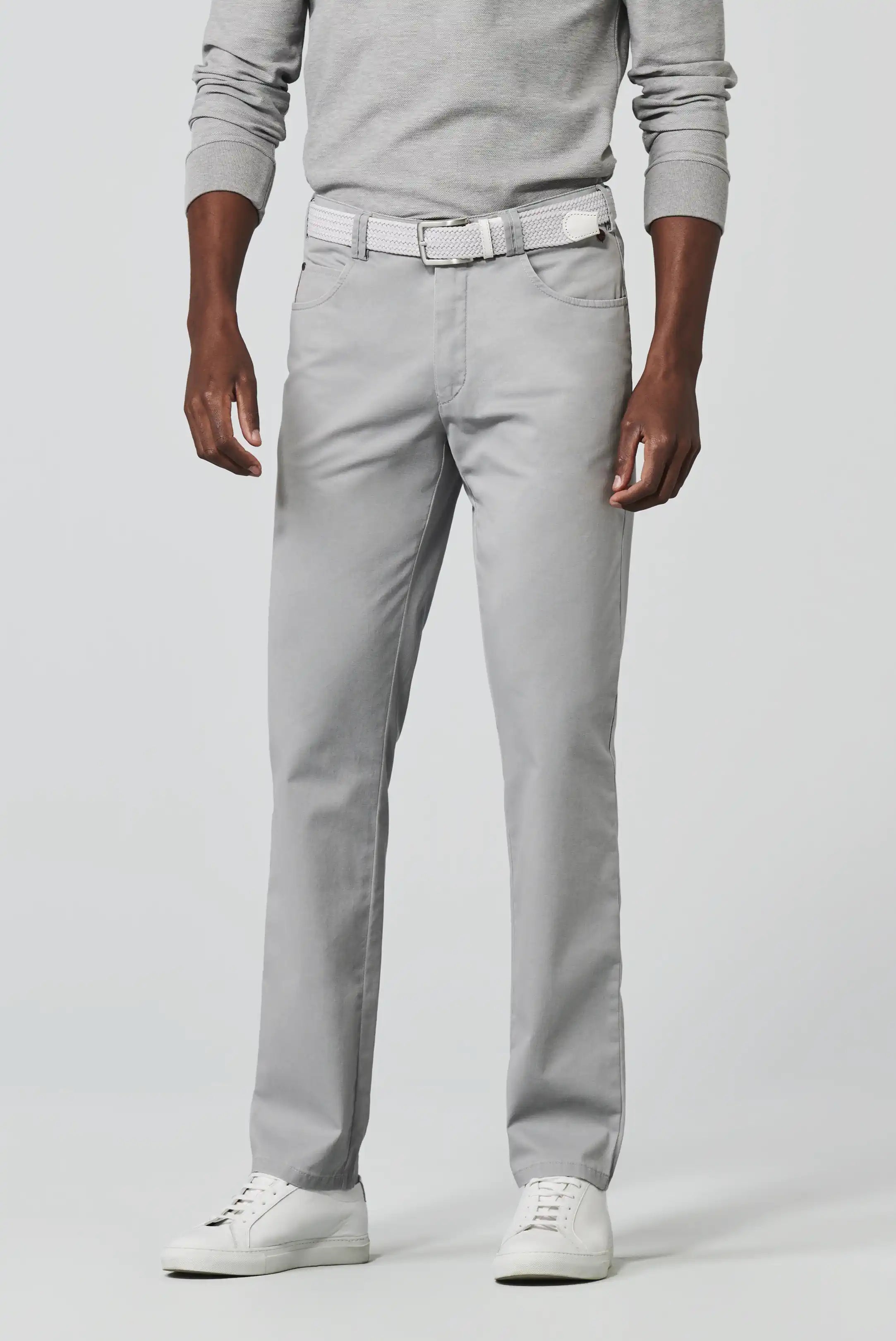 Light grey online chino pants